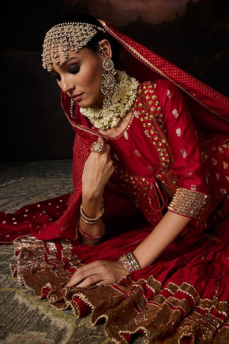 Shop_Swatti Kapoor_Red Cotton, Lycra Embroidery, Sequins Round Neck Noor Jacket Set With Dupatta 