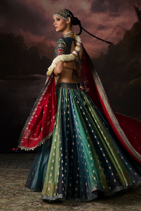 Shop_Swatti Kapoor_Red Zari Soha Embroidered Dupatta _Online_at_Aza_Fashions