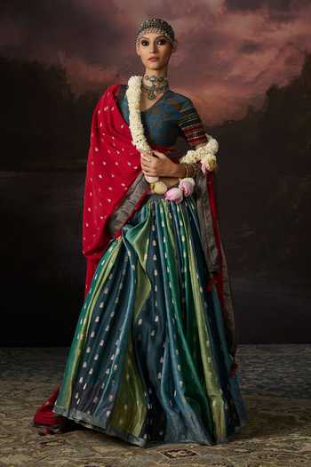 Swatti Kapoor Blue Mukaish Zari, Embroidery V-neck Inaya Floral Woven Lehenga Set at Aza Fashions Swatti Kapoor_Blue Mukaish Zari, Embroidery V-neck Inaya Floral Woven Lehenga Set _at_Aza_Fashions
