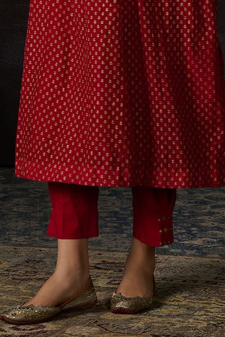 Swatti Kapoor_Red Cotton, Chanderi Sequins, Embroidery Round Hind Stripe Woven Anarkali Set _Online_at_Aza_Fashions