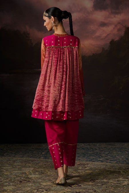 Swatti Kapoor Zainab Woven Salwar 