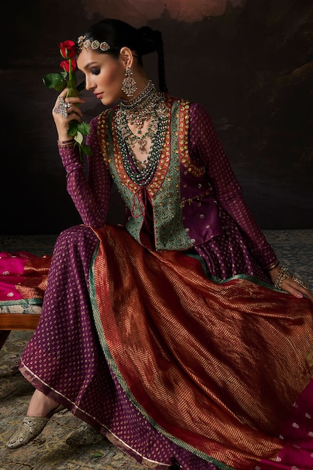 Buy Swatti Kapoor Multi Color V-neck Abeer Gilet Buy_Swatti Kapoor_Multi Color V-neck Abeer Gilet