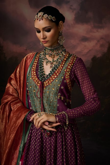 Shop_Swatti Kapoor_Green Beads, Sequins, Embroidery V-neck Ambeer Floral Woven Jacket Anarkali Set _Online_at_Aza_Fashions