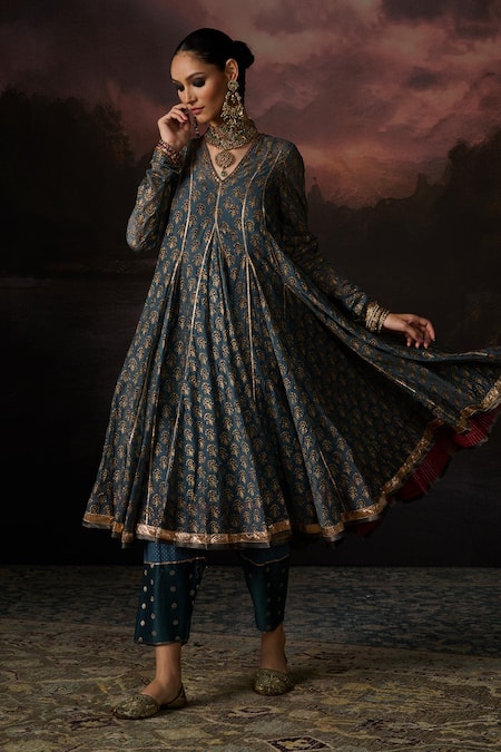 Swatti Kapoor Blue Zari Tuba Woven Salwar 