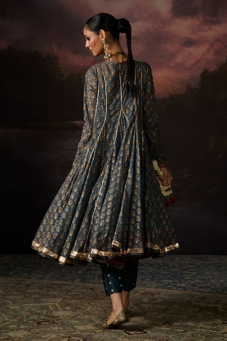 Swatti Kapoor Tuba Woven Salwar 