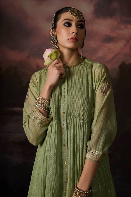 Swatti Kapoor_Green Chanderi Embroidery Round Neck Fariha Polka Dot Print Kurta _Online_at_Aza_Fashions