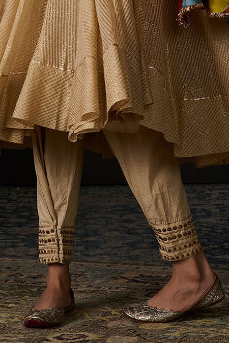 Swatti Kapoor_Gold Chanderi, Cotton Embroidery V-neck Daania Stripe Woven Anarkali Set _Online_at_Aza_Fashions