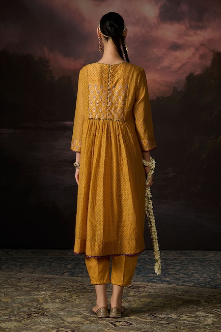 Shop Swatti Kapoor Yellow Chanderi Embroidery Round Neck Ayaan Floral Print Kurta at Aza Fashions Shop_Swatti Kapoor_Yellow Chanderi Embroidery Round Neck Ayaan Floral Print Kurta _at_Aza_Fashions