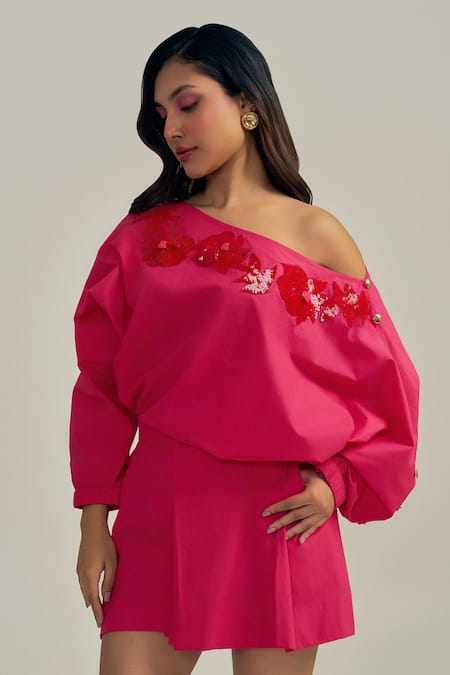Neetiandmudita_Fuchsia Cotton Embroidery Off-shoulder Flame Shorts Set _at_Aza_Fashions