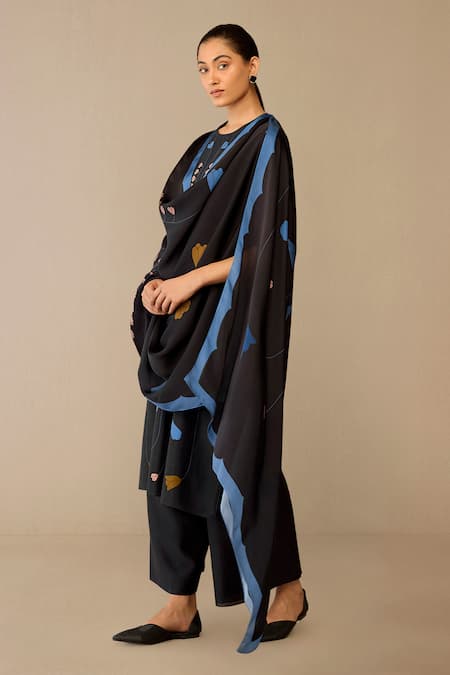 Shop_Ampm_Black Chanderi Embroidery Round Neck Shaza Kurta Set _Online_at_Aza_Fashions