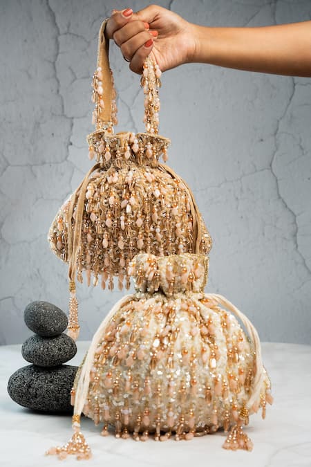 Buy_Nayaab By Sonia_Cream Beads, Sequins Serenity Satchel Oceanic Blush Potli 