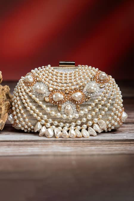 Nayaab By Sonia Cream Pearls Adorn Kasse Gold Clutch Online at Aza Fashions Nayaab By Sonia_Cream Pearls Adorn Kasse Gold Clutch _Online_at_Aza_Fashions
