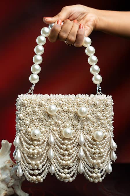 Nayaab By Sonia Off White Pearls Oyster Kasse Ivory Clutch 
