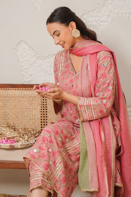 Shop_Nemaani_Pink Modal, Cotton Gota Patti, Mirrors V-neck Saanjh Hand Block Print Kurta Set _Online_at_Aza_Fashions