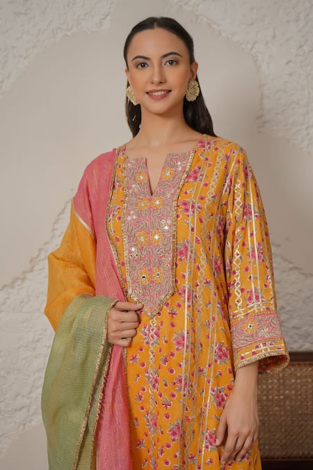 Nemaani_Yellow Modal, Cotton Gota Patti, Mirrors Split Meher Hand Block Print Kurta Set _Online_at_Aza_Fashions