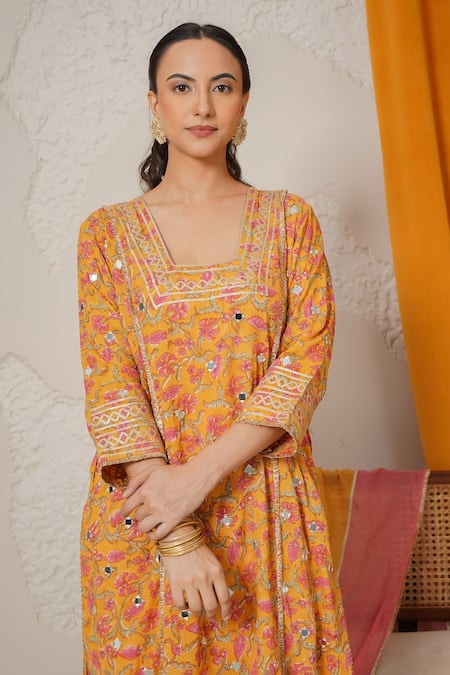 Buy_Nemaani_Yellow Modal, Cotton Gota Patti, Mirrors Square Noor Hand Block Print Kurta Set 