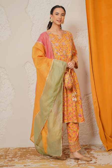 Nemaani_Yellow Modal, Cotton Gota Patti, Mirrors Round Sitara Hand Block Print Kurta Set _Online_at_Aza_Fashions