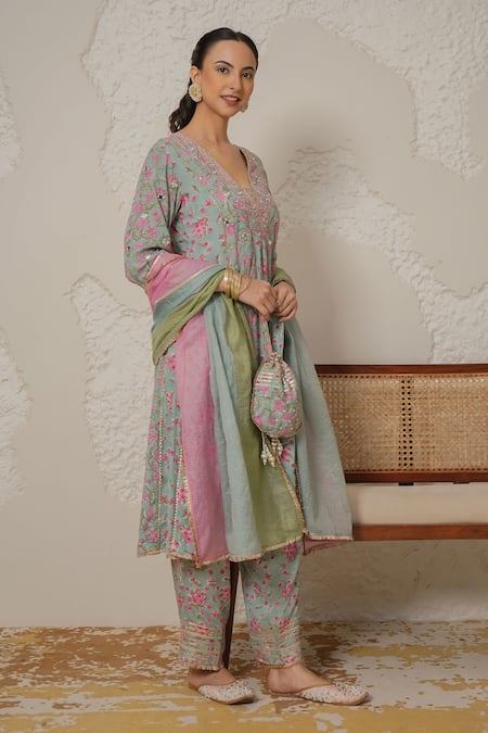 Buy_Nemaani_Blue Modal, Cotton Gota Patti, Mirrors V-neck Ira Hand Block Print Kurta Set _Online_at_Aza_Fashions