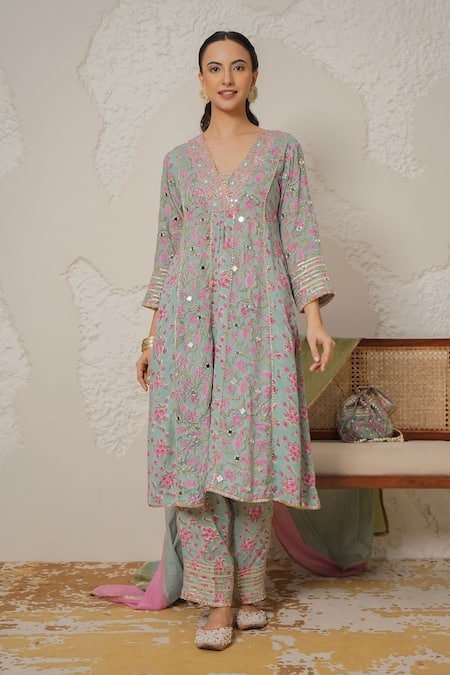 Nemaani_Blue Modal, Cotton Gota Patti, Mirrors V-neck Ira Hand Block Print Kurta Set _at_Aza_Fashions