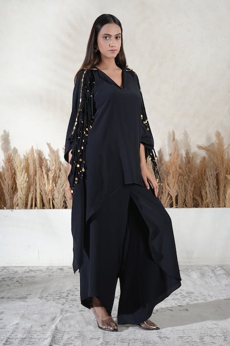 Shop_Vedika Soni_Black Tassels V-neck Placement Embroidered Kaftan Set _Online_at_Aza_Fashions