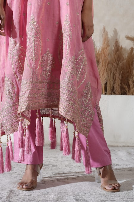 Buy_Vedika Soni_Pink Chanderi, Cotton, Tissue, Crepe Tassels V-neck Embroidered Kaftan Set _Online_at_Aza_Fashions