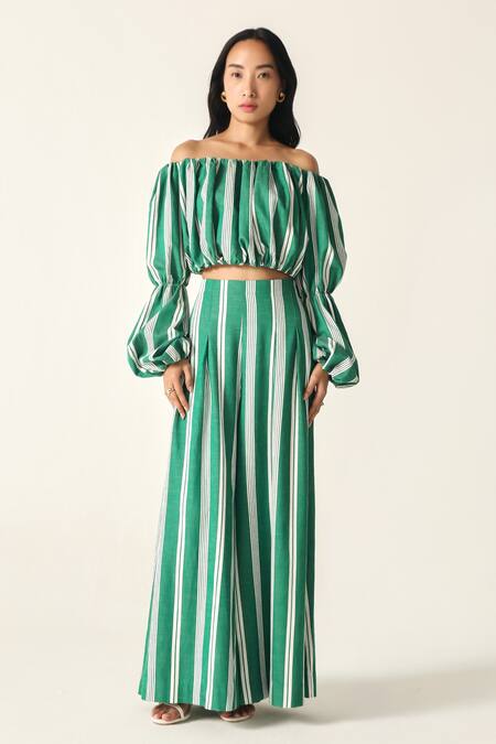 Buy_House Of Zeniaa_Green Cotton Off-shoulder Willow Striped Crop Top