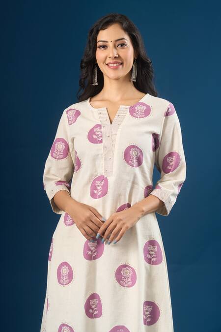 Naintara Bajaj Off White Cotton Split V-neck Flower Print Kurta With Pant Online at Aza Fashions Naintara Bajaj_Off White Cotton Split V-neck Flower Print Kurta With Pant _Online_at_Aza_Fashions