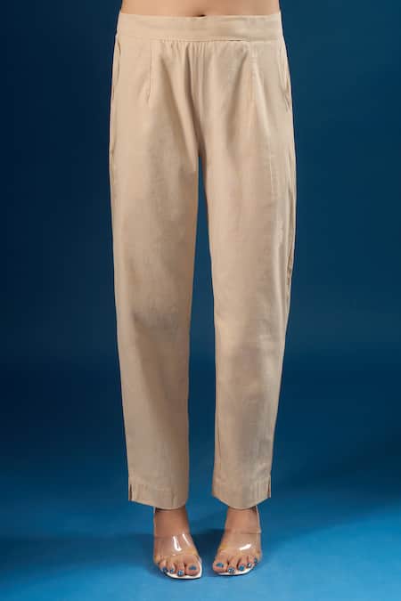 Naintara Bajaj_Blue Cotton Round Neck Flower Print Kurta With Pant _Online_at_Aza_Fashions