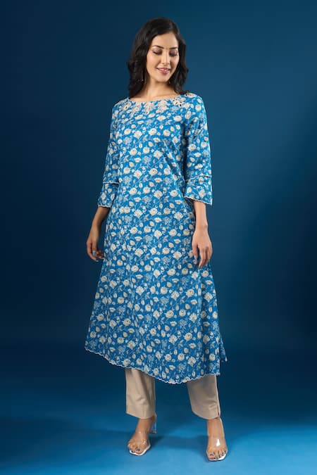 Buy_Naintara Bajaj_Blue Cotton Round Neck Flower Print Kurta With Pant _Online_at_Aza_Fashions
