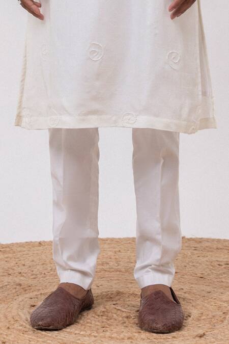 Buy_Kaka Calcutta_Ivory Silk, Cotton Embroidery Swirls Kurta And Pant Set _Online_at_Aza_Fashions