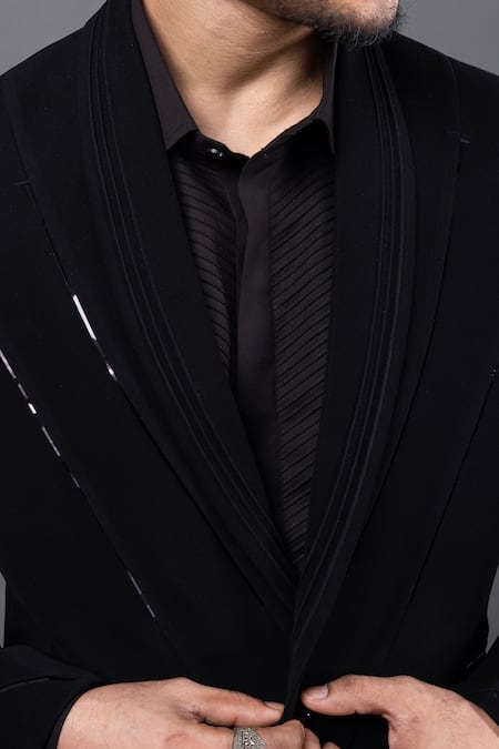 Buy_Kaka Calcutta_Black Film Tuxedo And Pant Set 