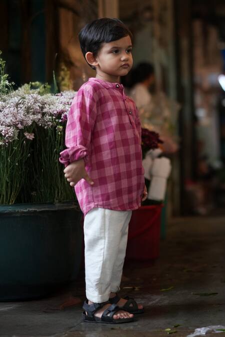 Love The World Today_Pink Cotton Mithaas Checkered Kurta And Off White Pant Set_Online_at_Aza_Fashions