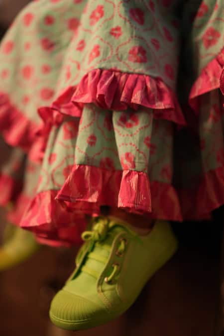 Love The World Today Black Cotton Noor White Checked Blouse And Floral Lehenga Online at Aza Fashions Love The World Today_Black Cotton Noor White Checked Blouse And Floral Lehenga _Online_at_Aza_Fashions