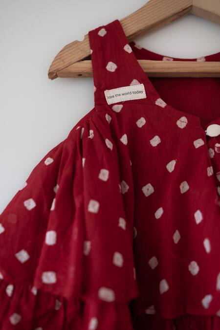 Shop Love The World Today Red Cotton Gulal Bandhani Top And Skirt Set Online at Aza Fashions Shop_Love The World Today_Red Cotton Gulal Bandhani Top And Skirt Set _Online_at_Aza_Fashions