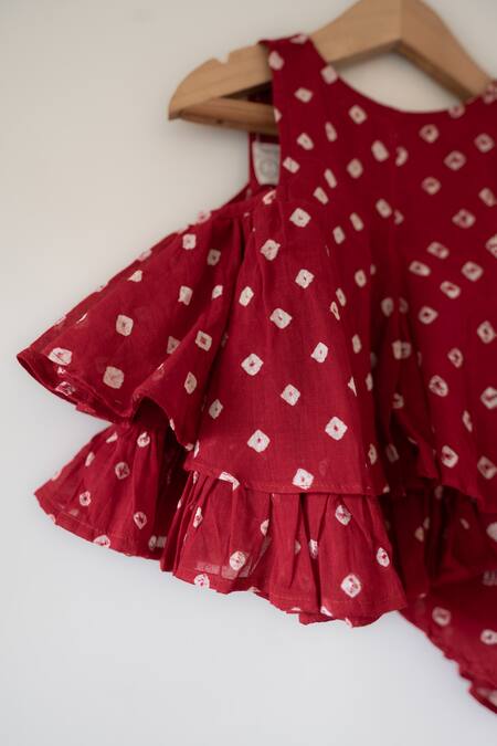 Shop Love The World Today Red Cotton Gulal Bandhani Top And Skirt Set Shop_Love The World Today_Red Cotton Gulal Bandhani Top And Skirt Set