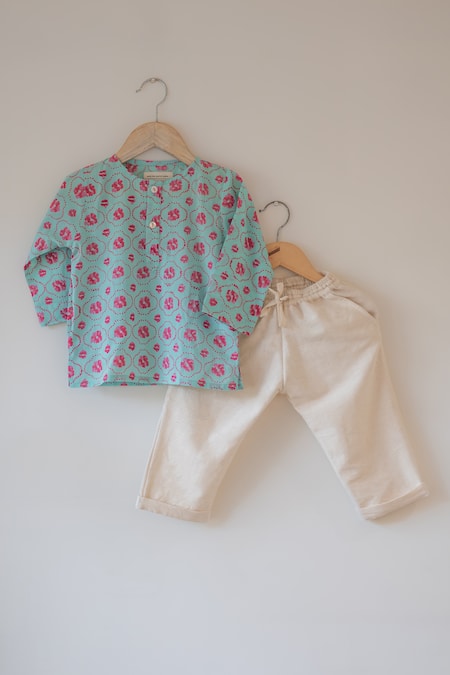 Love The World Today Blue Cotton Embroidery Phool Pink Floral Kurta And Baggy Pant Set 