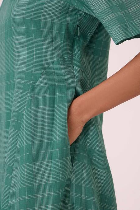 Buy_The Summer House_Green Handloom Cotton, Silk V-neck Clover Handwoven Dress 