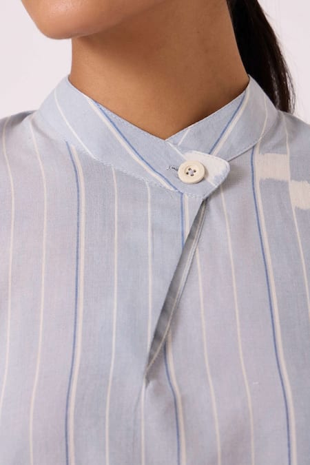 The Summer House Blue Handloom Cotton Collared Kitty Ikat Top at Aza Fashions The Summer House_Blue Handloom Cotton Collared Kitty Ikat Top _at_Aza_Fashions