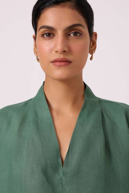 Buy The Summer House Green Linen V-neck Orion Top Buy_The Summer House_Green Linen V-neck Orion Top