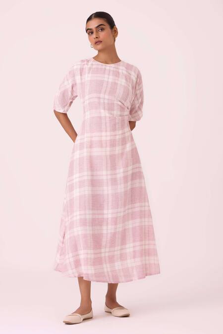 The Summer House_Off White Handloom Cotton Round Neck Pine Checkered Handwoven Dress _Online_at_Aza_Fashions
