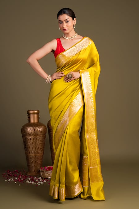 Zal From Benaras Gold Silk Pure Katan Banarasi Handloom Saree With Unstitched Blouse Piece