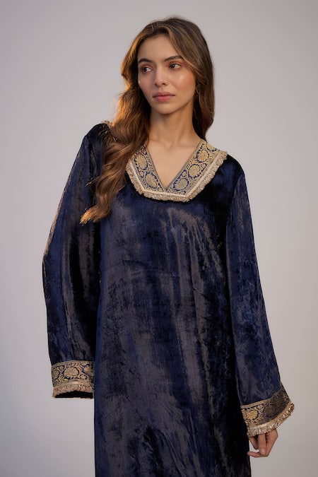 Nadima Saqib_Blue Velvet Fringe V-neck Dark Kaftan _Online_at_Aza_Fashions