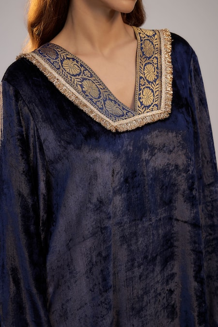 Buy_Nadima Saqib_Blue Velvet Fringe V-neck Dark Kaftan _Online_at_Aza_Fashions