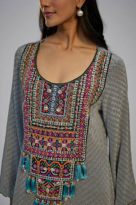 Buy_Nadima Saqib_Black Crepe Pearls, Sequins, Tassels Round Neck Printed And Embroidered Kaftan _Online_at_Aza_Fashions