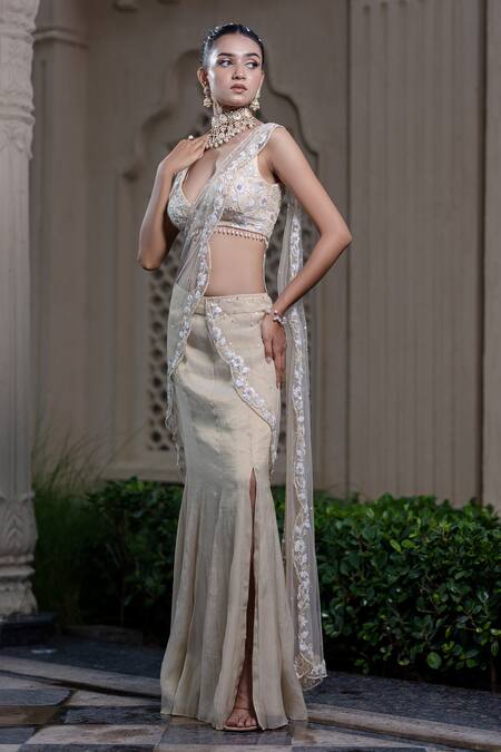 Buy_Farha Syed_Ivory Chiffon, Tulle, Tissue, Chanderi Beige Pre-draped Skirt Saree With Blouse _Online_at_Aza_Fashions