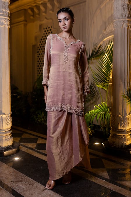 Farha Syed Peach Chiffon, Tissue Pearls, Sequins Round Neck Pink Kurta With Draped Skirt