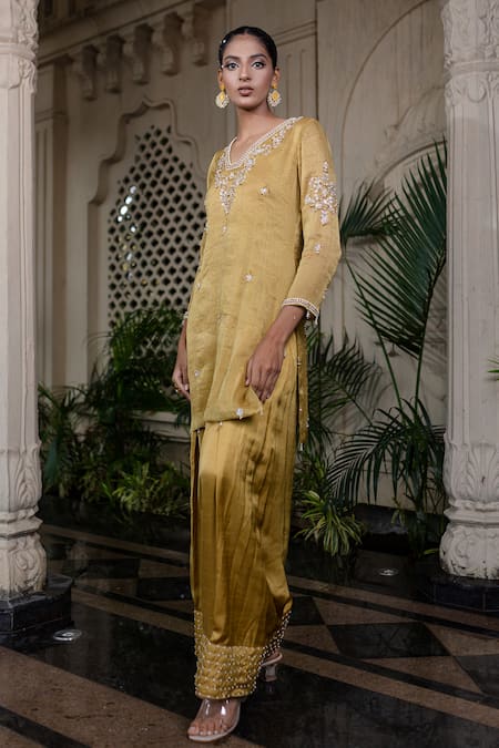 Shop Farha Syed Yellow Tissue, Chiffon, Silk, Satin, Tulle Pearls, Hand Embroidered Kurta Set Online at Aza Fashions Shop_Farha Syed_Yellow Tissue, Chiffon, Silk, Satin, Tulle Pearls, Hand Embroidered Kurta Set _Online_at_Aza_Fashions