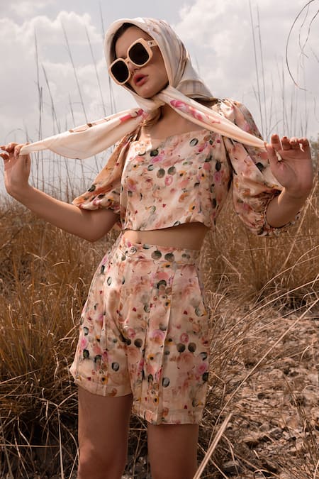 Buy AFRIYA Pink Linen, Satin Square Neck Whispering Pastels Crop Top And Shorts Co-ord Set Online at Aza Fashions Buy_AFRIYA_Pink Linen, Satin Square Neck Whispering Pastels Crop Top And Shorts Co-ord Set _Online_at_Aza_Fashions