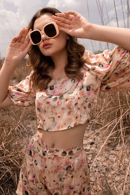 Shop AFRIYA Pink Linen, Satin Square Neck Whispering Pastels Crop Top And Shorts Co-ord Set Online at Aza Fashions Shop_AFRIYA_Pink Linen, Satin Square Neck Whispering Pastels Crop Top And Shorts Co-ord Set _Online_at_Aza_Fashions