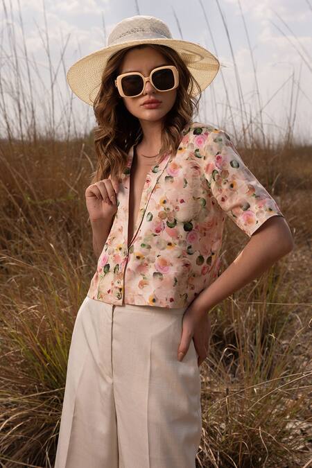 Buy AFRIYA Pink Linen Whispering Pastels Short Blazer Online at Aza Fashions Buy_AFRIYA_Pink Linen Whispering Pastels Short Blazer _Online_at_Aza_Fashions